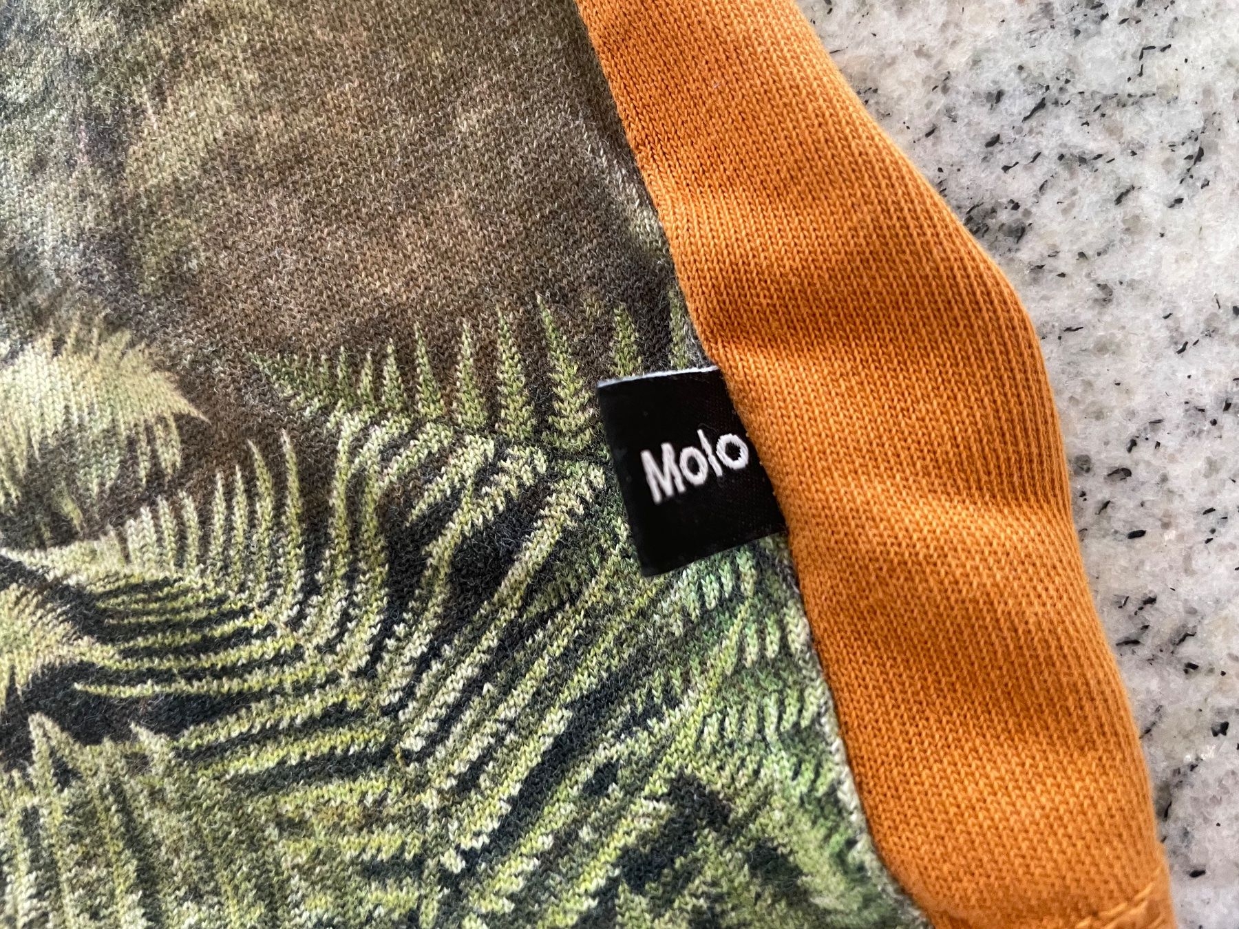 Molo T-shirt: T-Shirt von MOLO – Usato da Neuwilen venduto da bobbel01 2