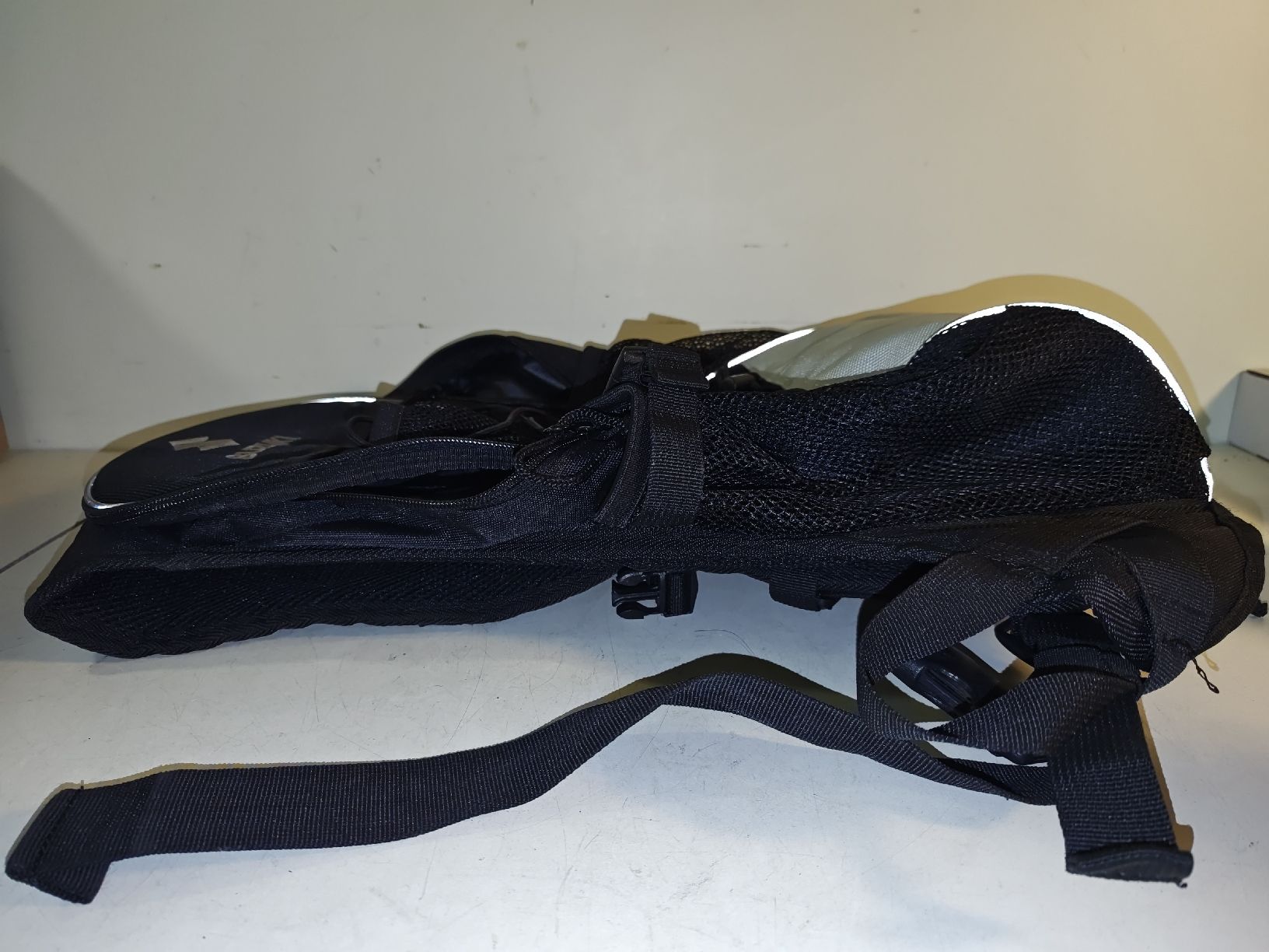 Suzuki Zaini: Suzuki Rucksack.  (nov524) – Usato da Künten venduto da Schnaepplihuus 8