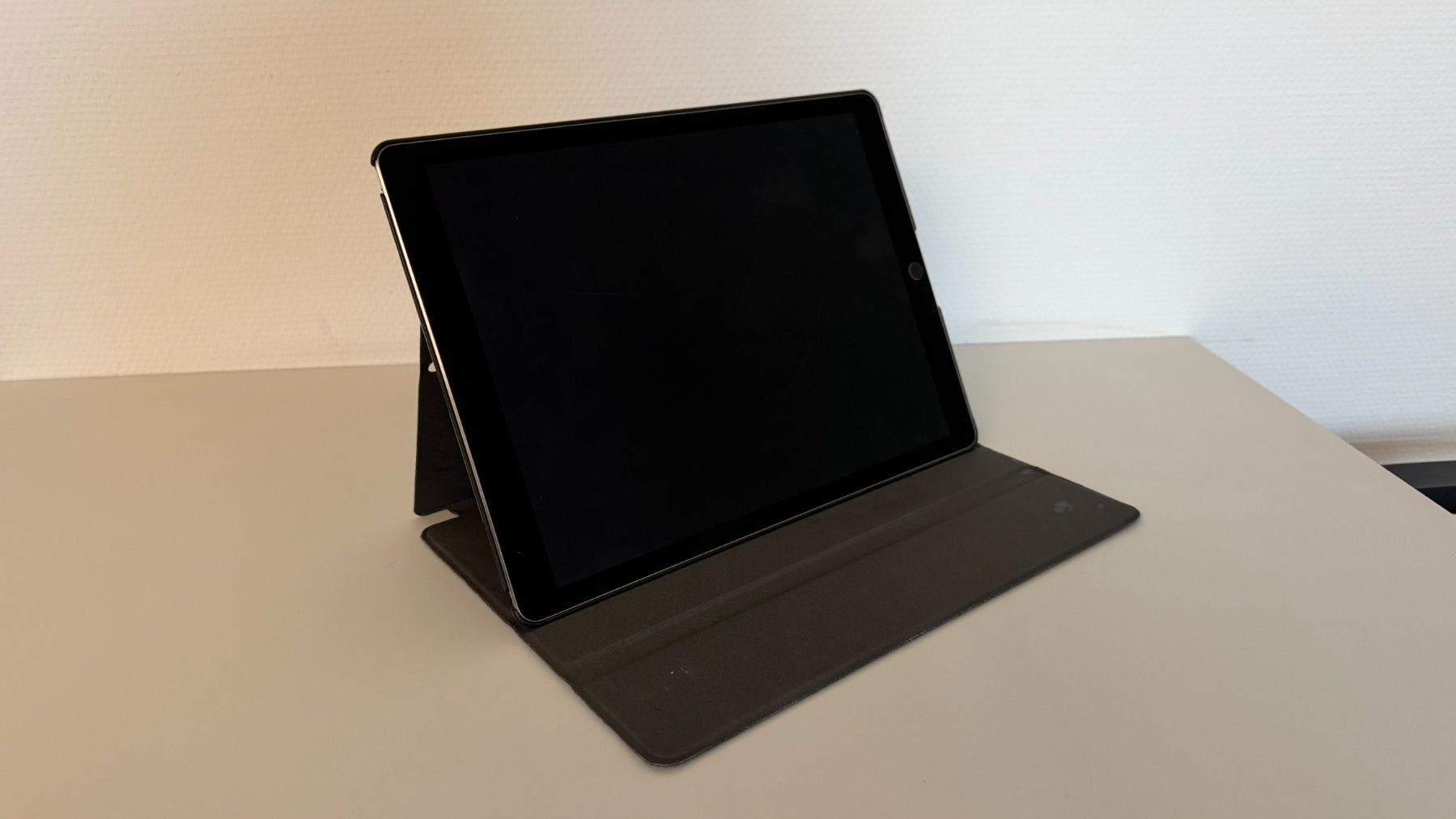 Apple Tablet PC: iPad Pro 12.9 Zoll – Usato da Oberkirch LU venduto da bikemonkey