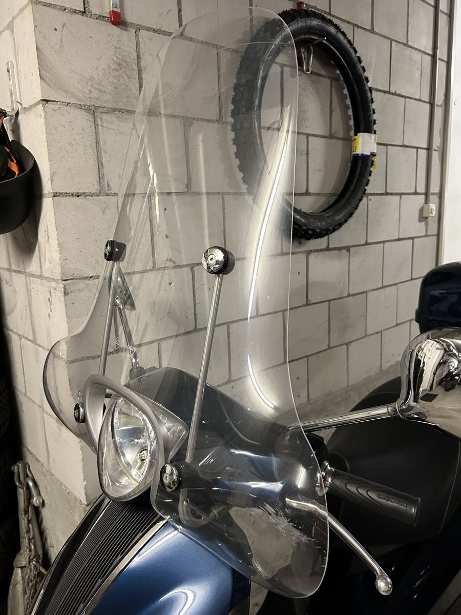 Piaggio Autres: Piaggio Liberty Windschutzscheibe  – D'occasion à Lufingen par tat_6rr9 2