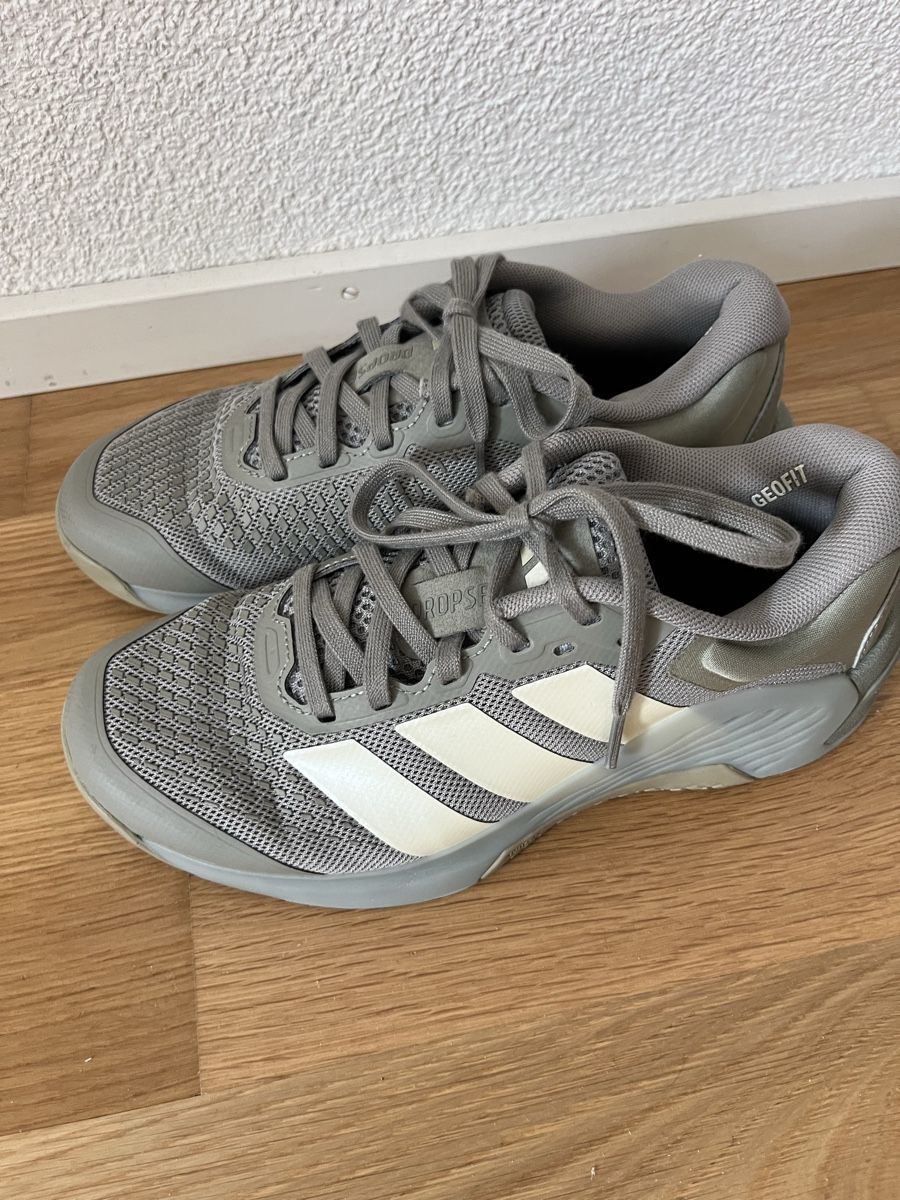 Adidas Damenschuhe: Adidas Dropset Trainingsschuhe Grösse 36 – Gebraucht aus Frauenfeld von heyLani 2