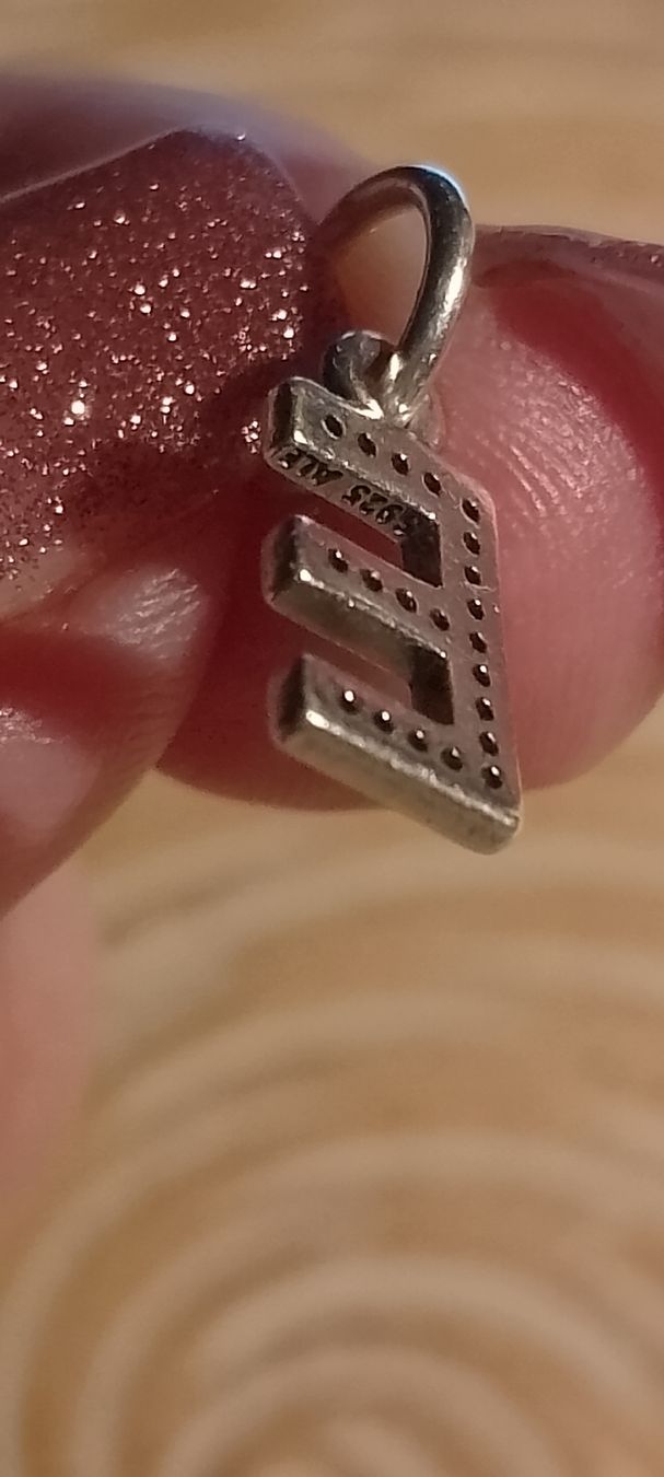 Pandora Ciondoli: Pandora Charm Buchstabe " E "  S925 ALE – Usato da Therwil venduto da col_m6rx 1