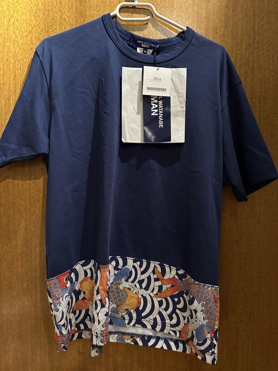Comme Des Garcons T-Shirts: T-Shirt Comme les Garçons- Junya Watanabe – Neu (gemäss Beschreibung) aus Vétroz von Polito27