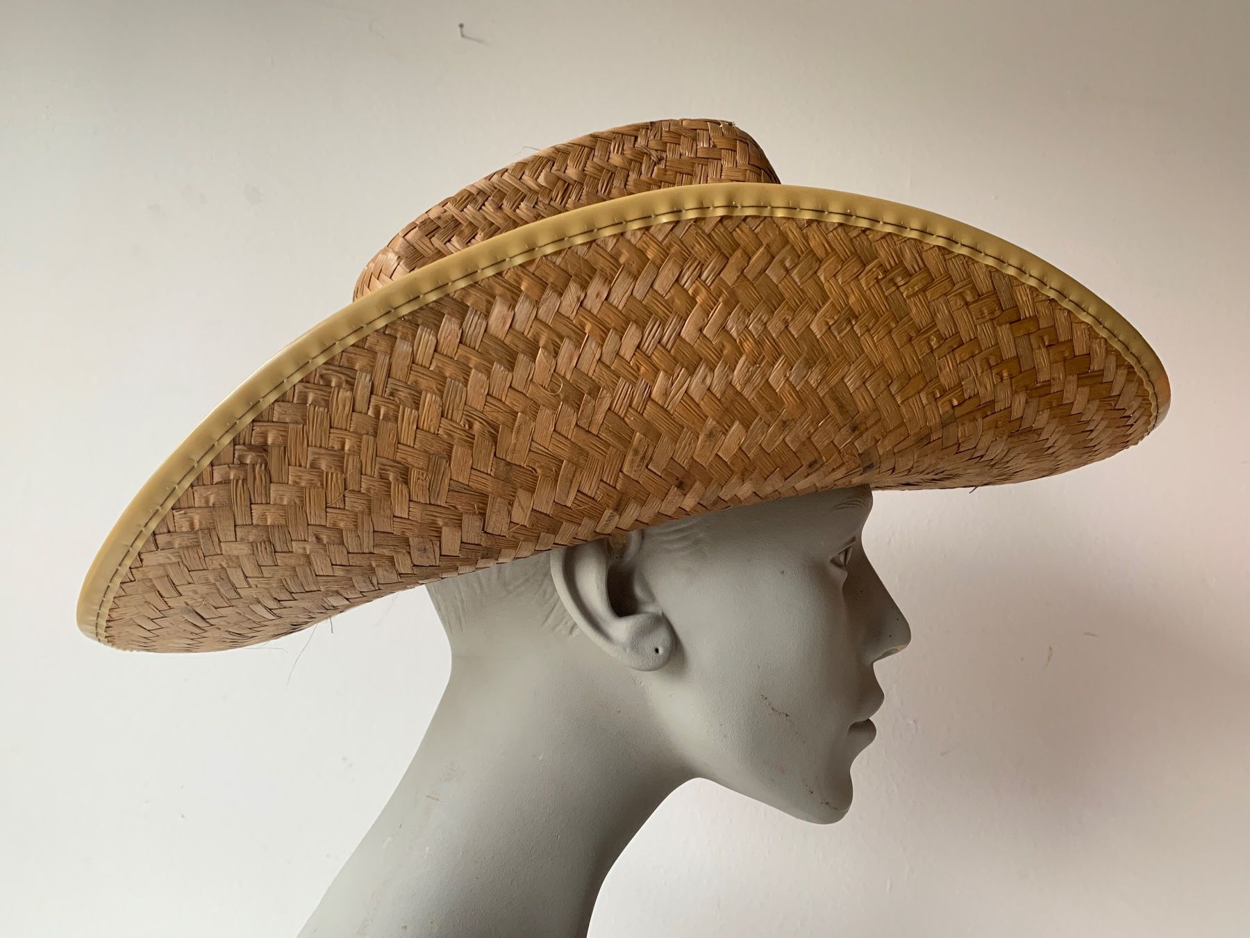 Copricapi, berretti & cappellini: Cowboyhut Stroh Grösse ca. 59 – Usato da Belp venduto da aprico 5