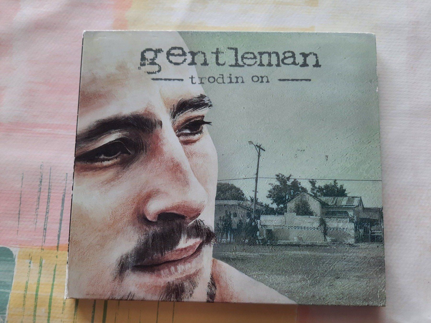 CDs: CD Gentleman - trodin on – D'occasion à Pully par bro_n52j