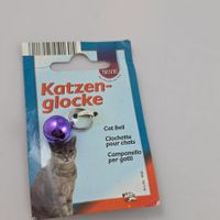Lila Katzenglocke neu  666