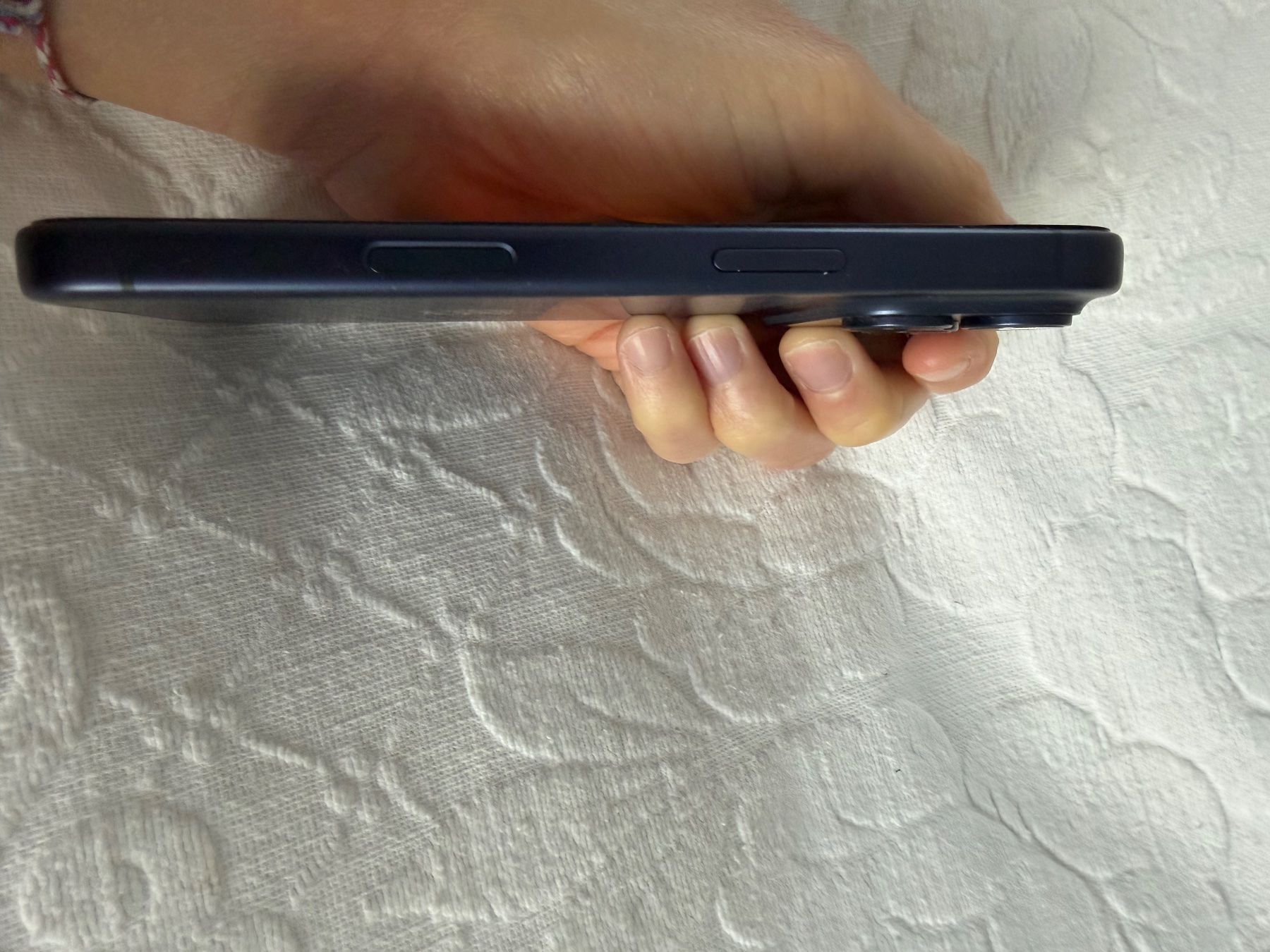 Apple Telefoni cellulari / Smartphones: Apple iPhone 17 Pro 256 GB Tiefblau – Nuovo (secondo la descrizione) da Dielsdorf venduto da SwissItalyGirl 3