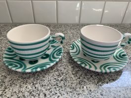 2 Kaffetassen mit Unterteller von Gmundner Keramik grün gefl