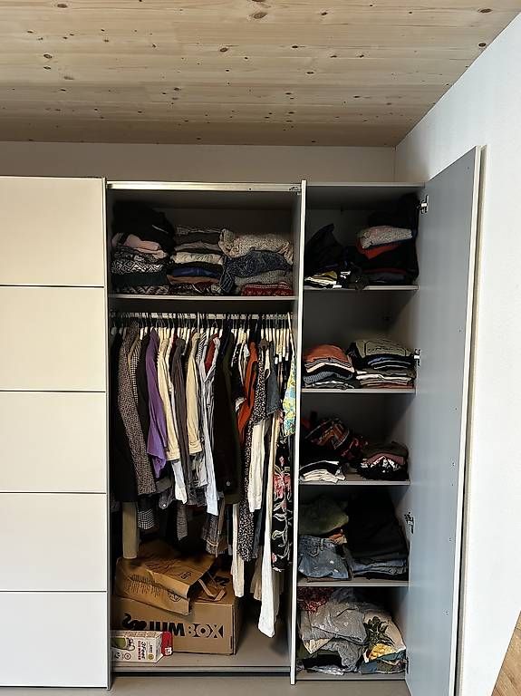 Armoires: Kleiderschrank – D'occasion à Thal par dome.hae 1