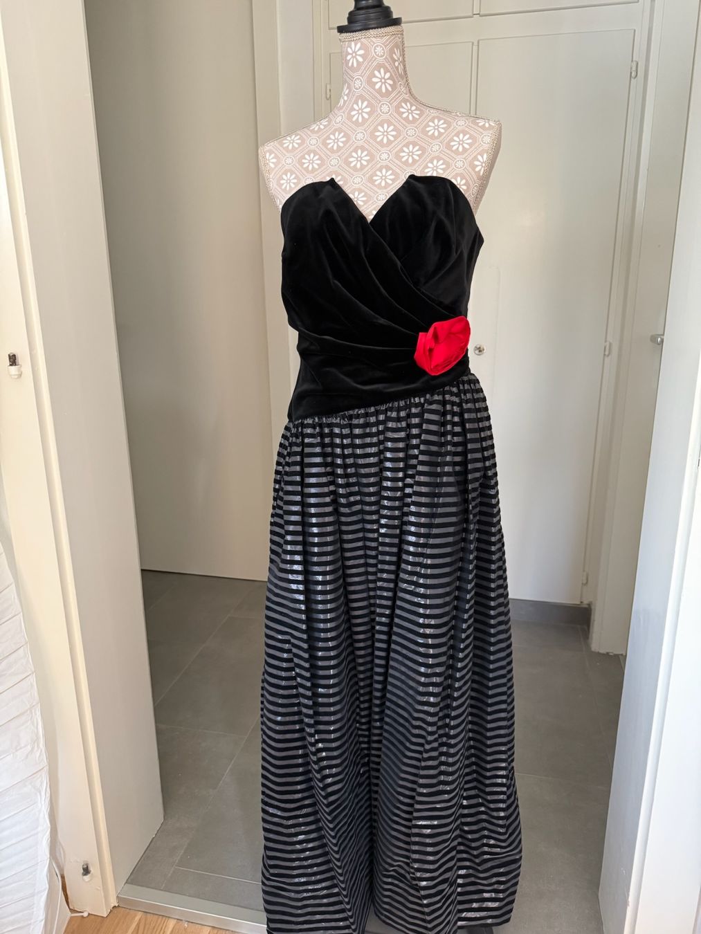 Vestiti: Robe longue - 40 – Usato da Sion venduto da accroshoes