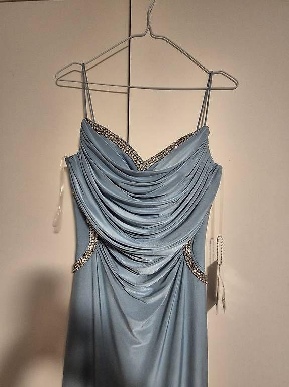 Kleider: Abendkleid Damen – Neu (gemäss Beschreibung) aus Hochdorf von Isa.9944 4