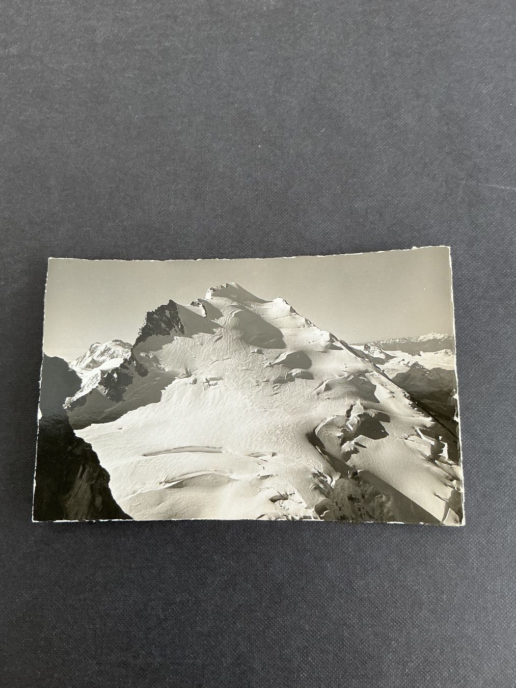 Cartoline postali: Nadelhorn: Der Dom - E. Gyger Adelboden – Usato da Bassersdorf venduto da F-104fan