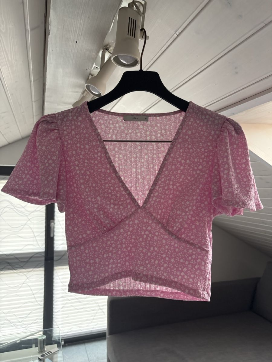 Tops: Damen Crop Top Gr M – Gebraucht aus Elsau von lad_xjt5