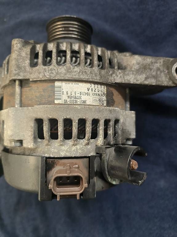 Tutti pezzi di ricambio auto: Liechtmaschine Alternator Ford C Max – Usato da Landquart venduto da spo_87lf 3