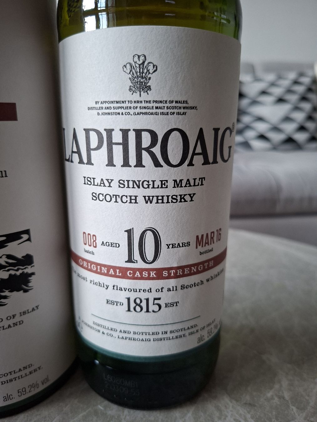 Laphroaig Bevande alcoliche: Laphroaig 10 Cask Strength, 59.2% batch 008 Bottled Mar16 – Usato da Kriens venduto da Arthur73 1