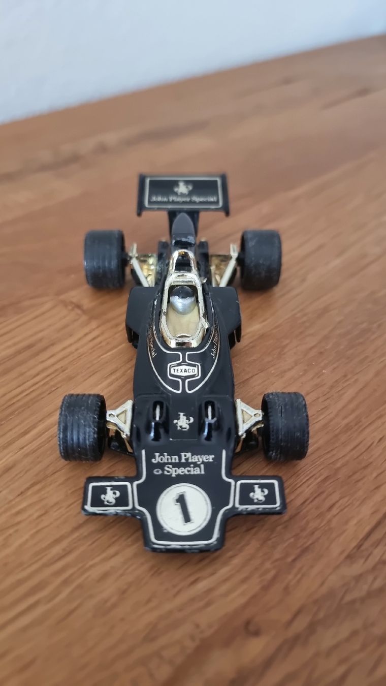Modellini d'auto: Modellauto John Player Special schwarz 1:25  – Usato da Altdorf UR venduto da Adeleiro 6