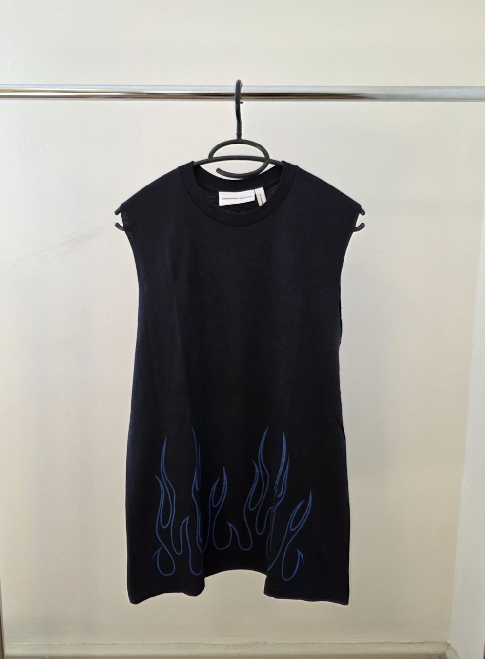 Tops: Tanktop Endless Nights – Neuf (Voir description) à Rothenfluh par sel_j856