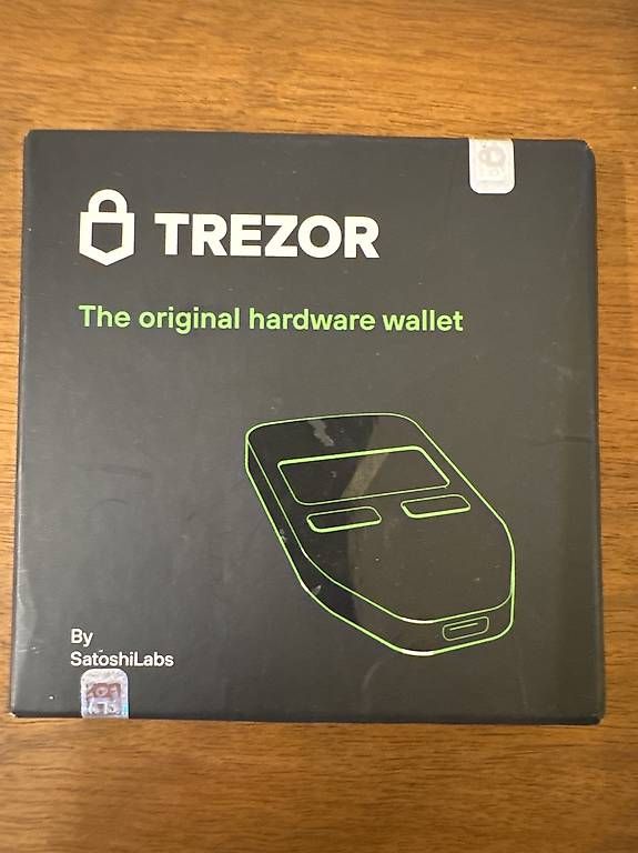 Coin Miner: Trezor One Wallet  Bitcoin / Crypto  neu versiegelt – Usato da Maienfeld venduto da gmundner 3