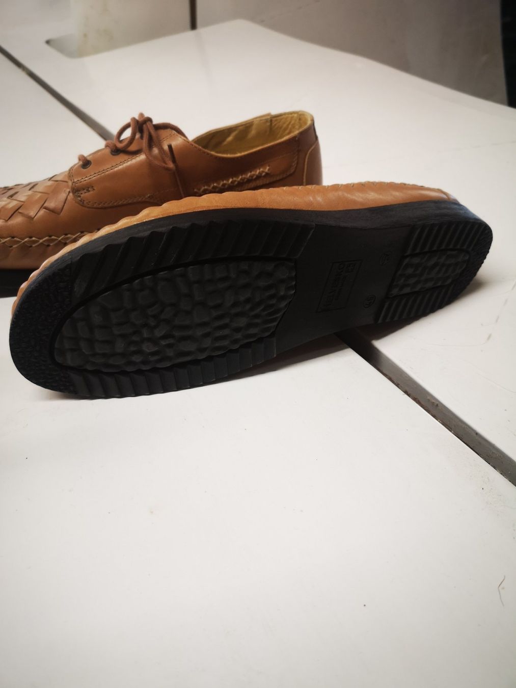 Helvesko Scarpe da uomo: Helvesko – Nuovo e nell'imballaggio originale da Möhlin venduto da Highwaytom 1