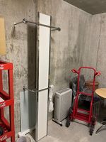 Hochwertige Garderobe , neuwertig, stabil, einfach top!