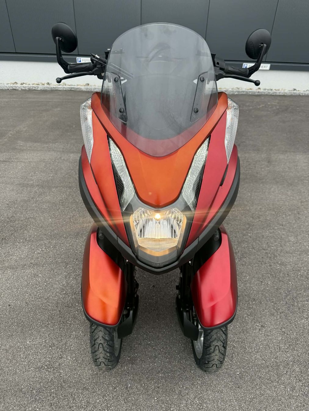 Yamaha A tre ruote: Yamaha Tricity MW125 Roller – Usato da Biberist venduto da ShopSoltan 4