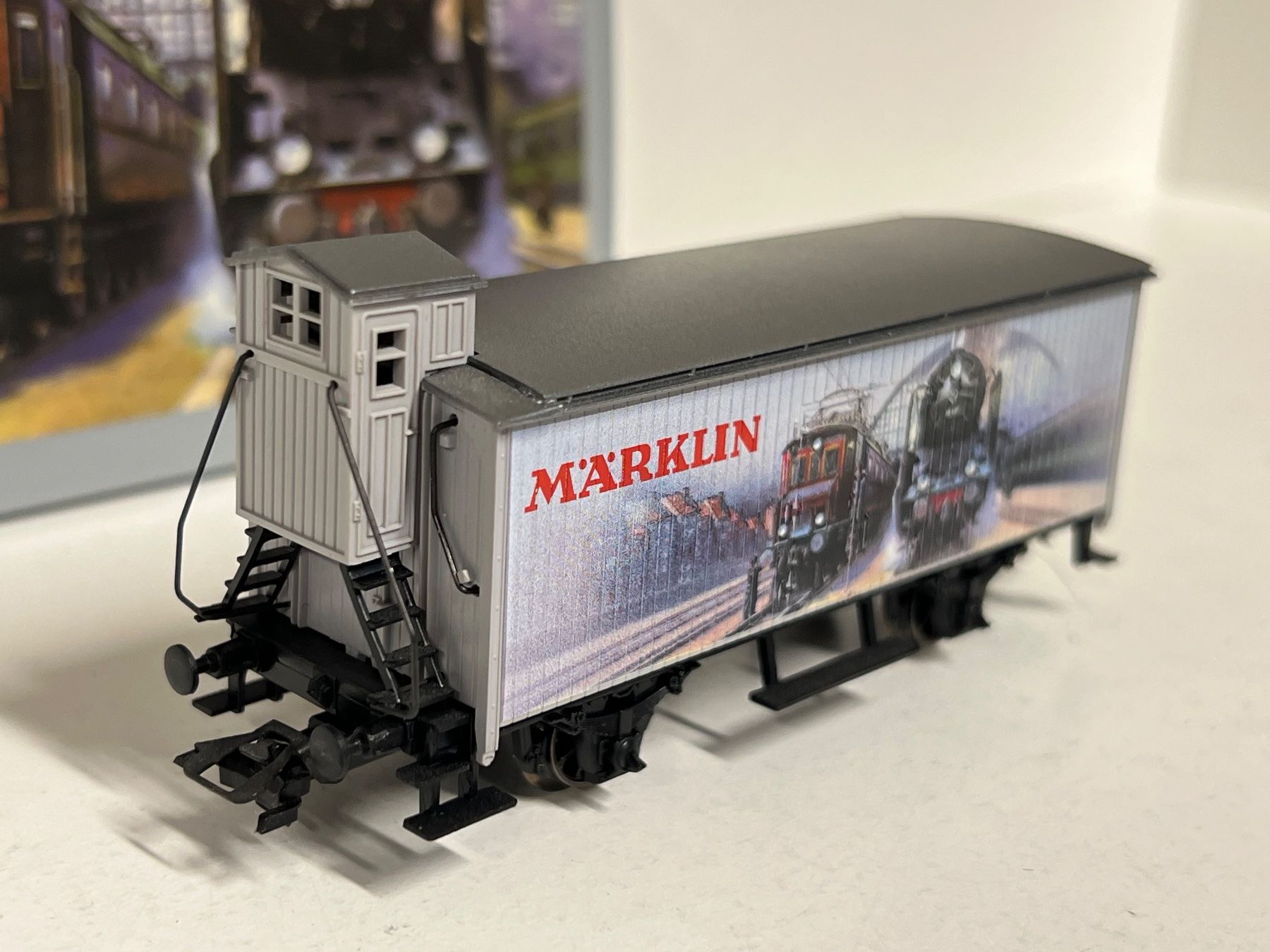 Märklin Trains électriques: Märklin H0 48209 gedeckter Güterwagen – Neuf avec emballage d'origine à Neuenhof par ludovicco 2