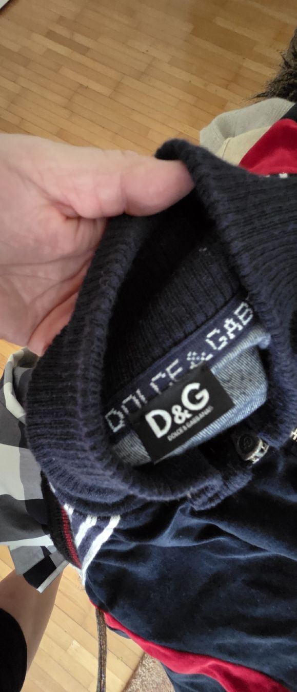 Dolce & Gabbana Giacche: D&G Jacke Samt, Dolce Gabbana Vintage – Usato da Riedikon venduto da Winter21. 4