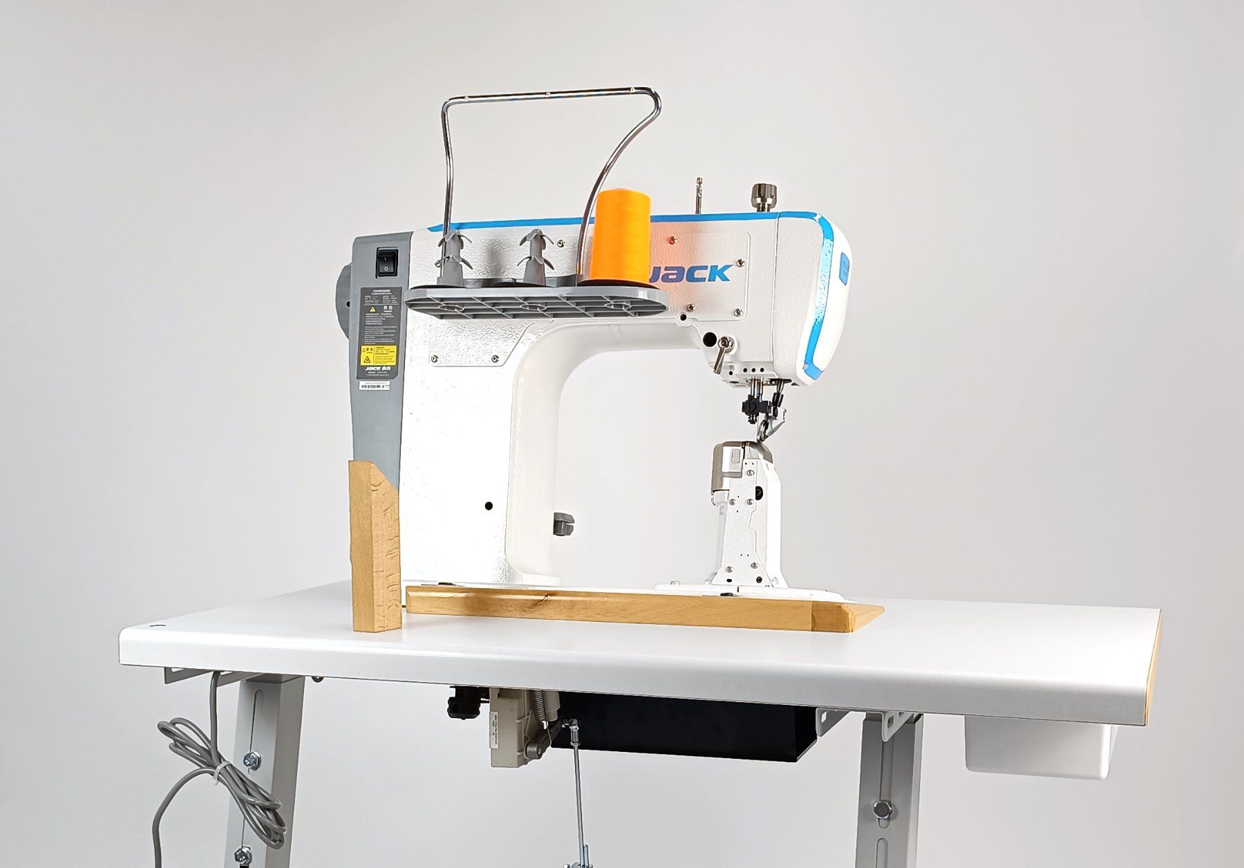 Jack Macchine da cucire: Säulen Industrienähmaschine JACK S7 – Nuovo e nell'imballaggio originale da Rehetobel venduto da dani034 5