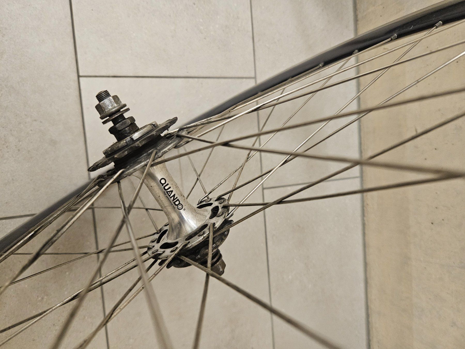 Cerchioni: Single Speed / Fixie Laufradsatz 26" – Usato da Zürich venduto da dom_7d9b 4