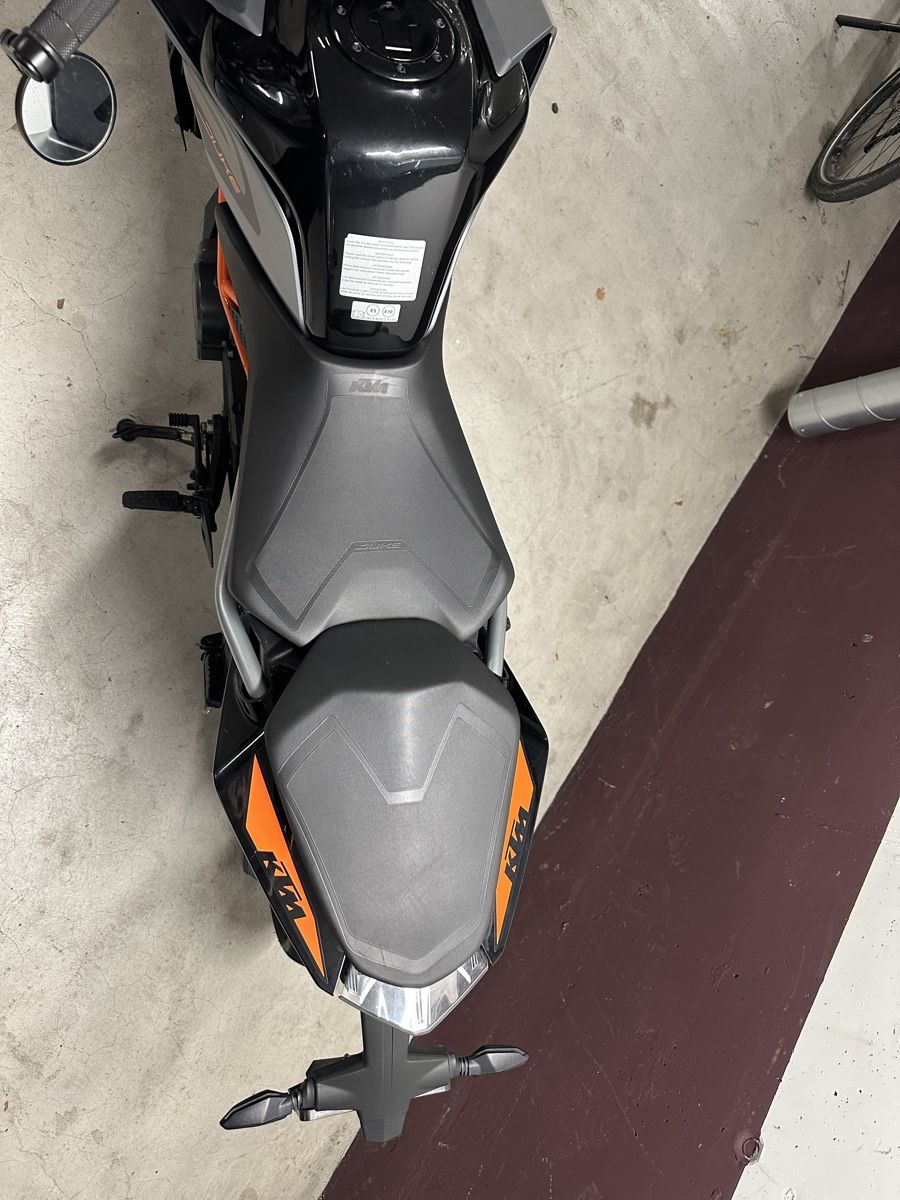 KTM Strada: KTM 125 Duke – Usato da Zürich venduto da hierkommtalex 4