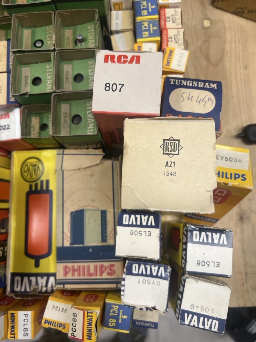 Radios: Röhrensammlung – Gebraucht aus Steffisburg von gfell2 2
