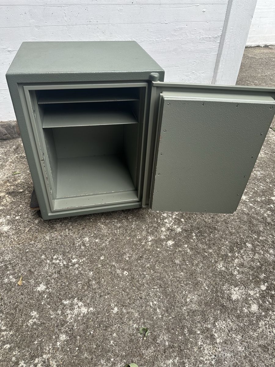 Coffre-fort: Tresor Safe Monopol Zürich – D'occasion à Villmergen par Bezdupe 6