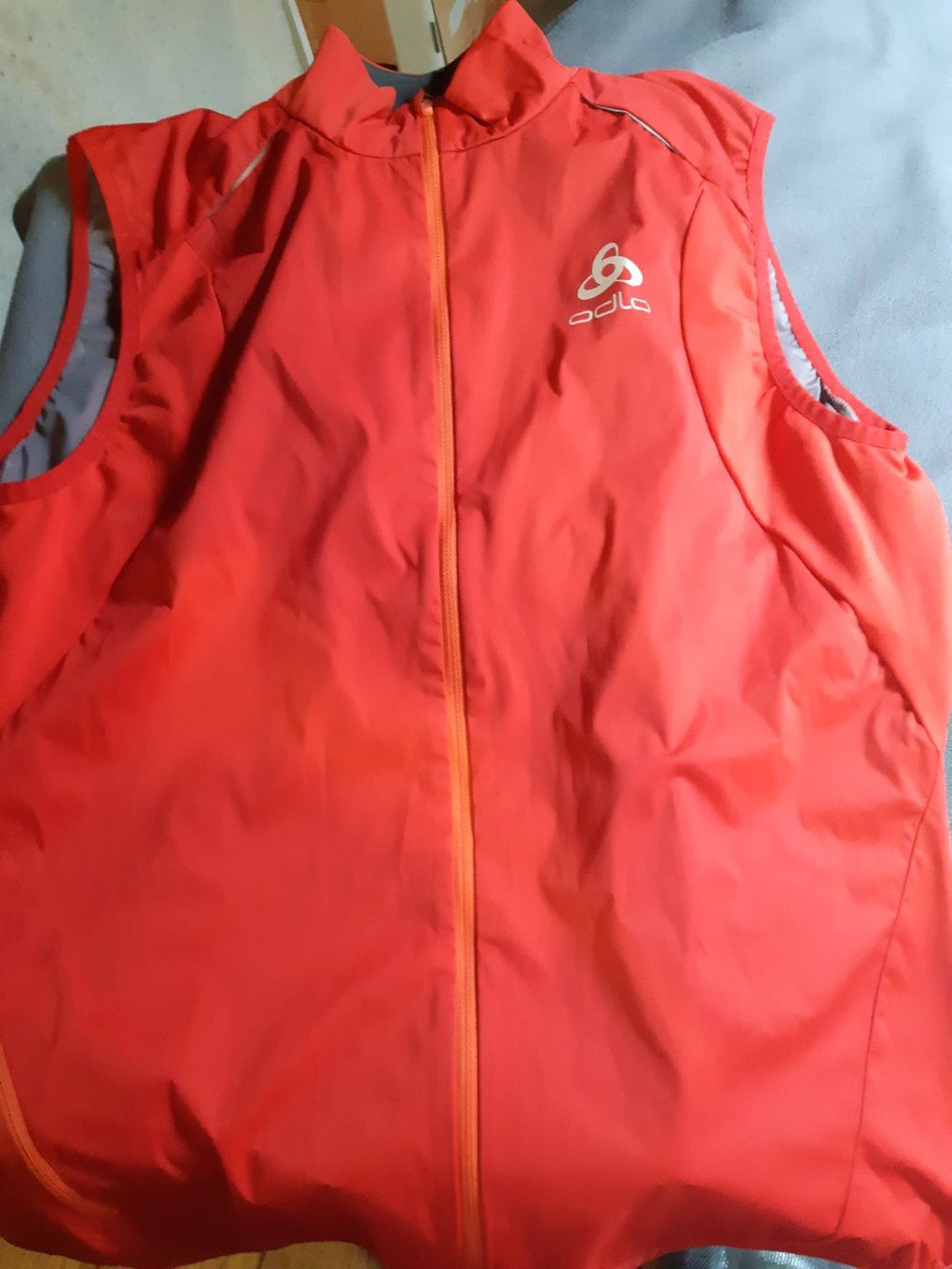 Odlo Gilet & Giacche: Odlo Gilet Gr. L – Usato da Studen SZ venduto da Kbybrig