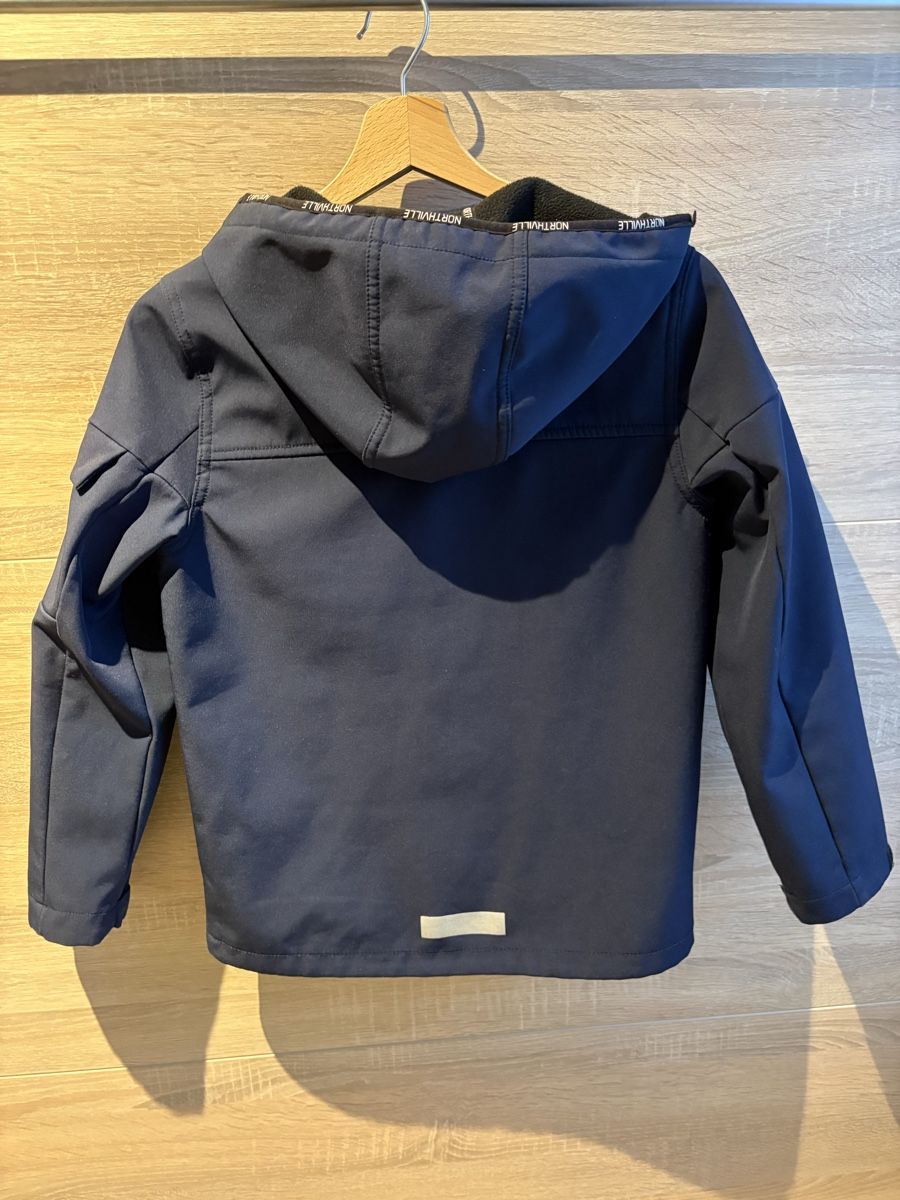 C&A Giacche & Cappotti: Softshelljacke Jacke Grösse 140 C&A – Usato da Nürensdorf venduto da Yellowstone09 2