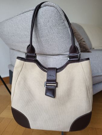 Sac à main Longchamp en toile et cuir, léger à porter!