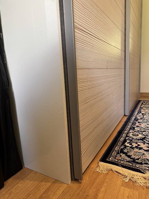 Armadi: Kleiderschrank, Schrank mit 2 Schiebetüren – Usato da Waldstatt venduto da PsG_ 3