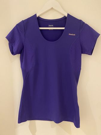 Reebok Play Dry Womens Running Shirt Size S