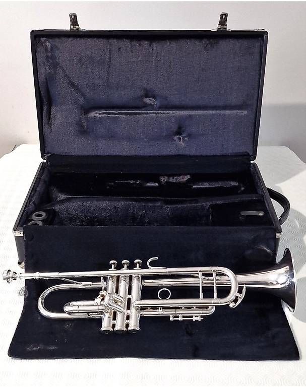 Strumenti musicali: Tromba fine anni 30 inizio 40 – Usato da Bedano venduto da diabloiv