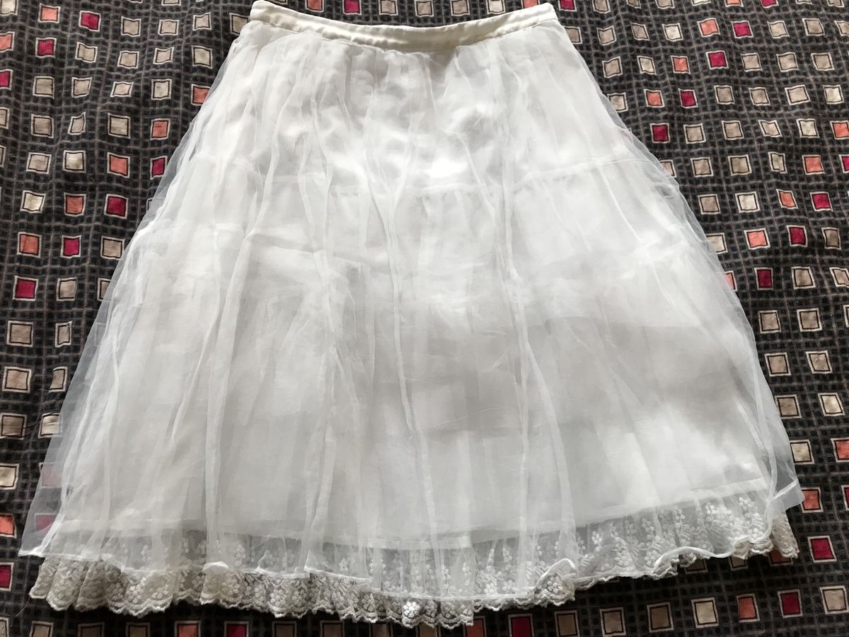Gonne: Jupe jupon blanc doublée dentelle MYRINE, taille M – Nuovo (secondo la descrizione) da Morges venduto da sandy069