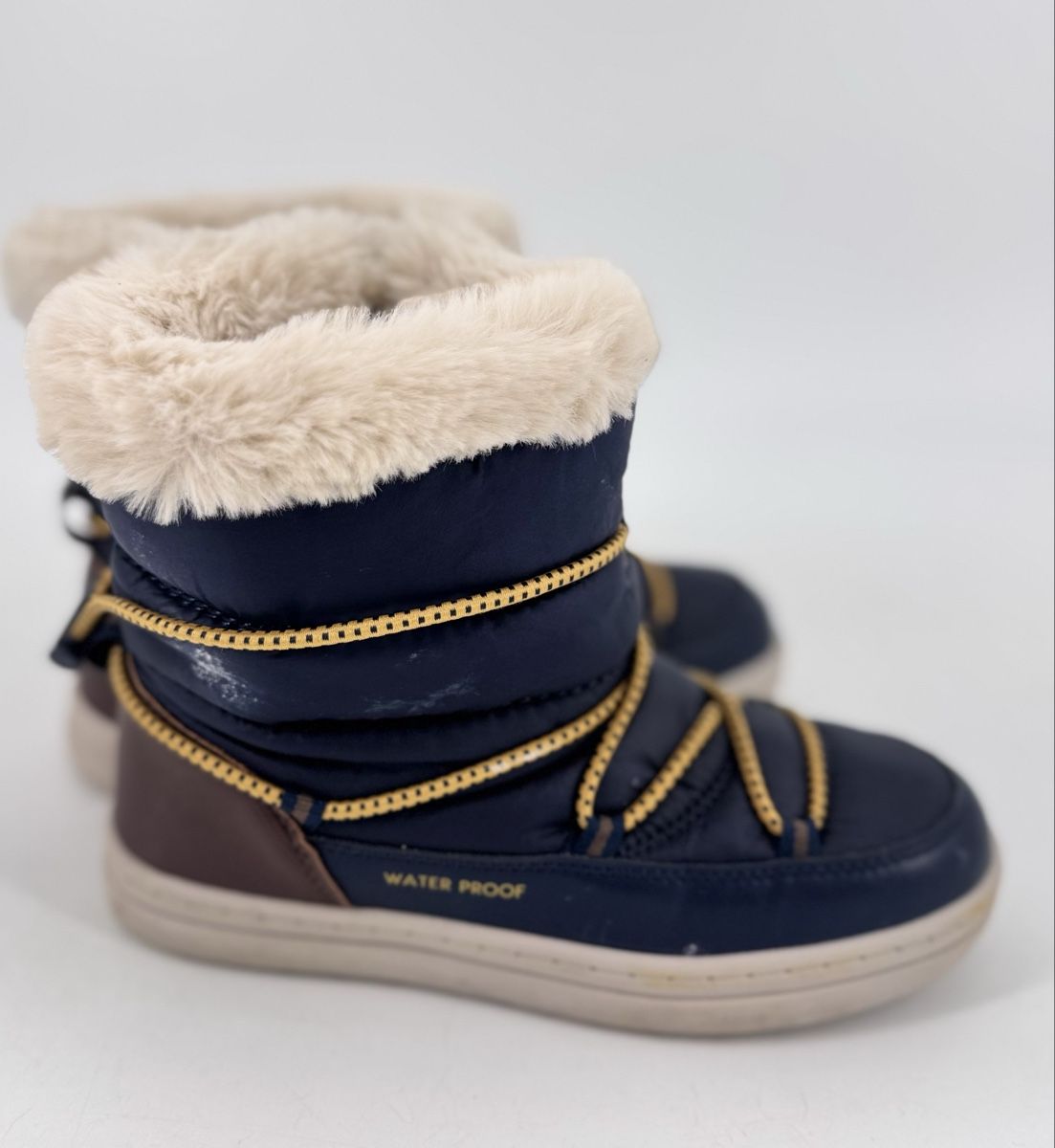 Chaussures filles: # KIDS - Winterschuhe Gr. 34 # – D'occasion à Bolligen par secondhand-with-love