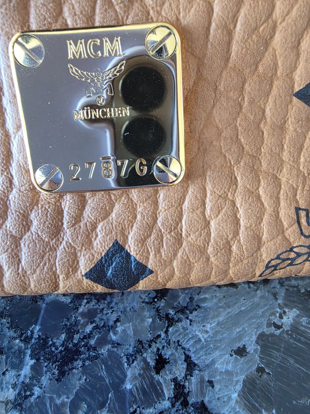 Mcm Borse: MCM Fursten Gürteltasche – Usato da Zürich venduto da jpforever 2