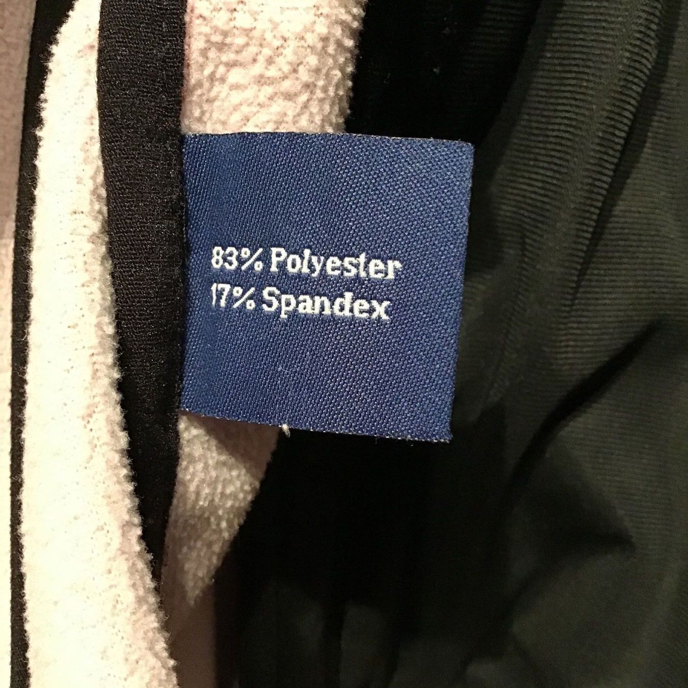 Giacche: Softshell Jacke mit Kapuze Damen Gr. 38 – Usato da Frenkendorf venduto da silasho 9