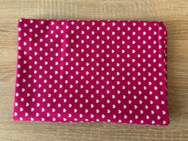 Baumwollstoff pink mit weissen Herzli