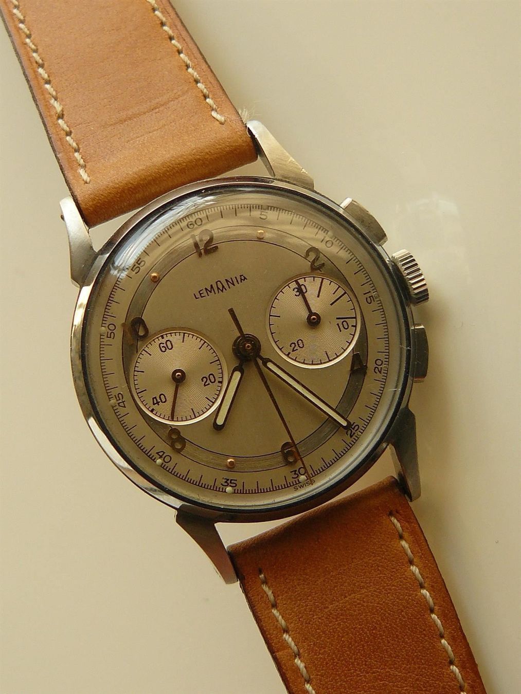 Lemania Uhren: LEMANIA Chrono Cal 1872 - ø 32 mm 1969 - Stahl - Handaufzug – Gebraucht aus Appenzell von Zimiuno 5