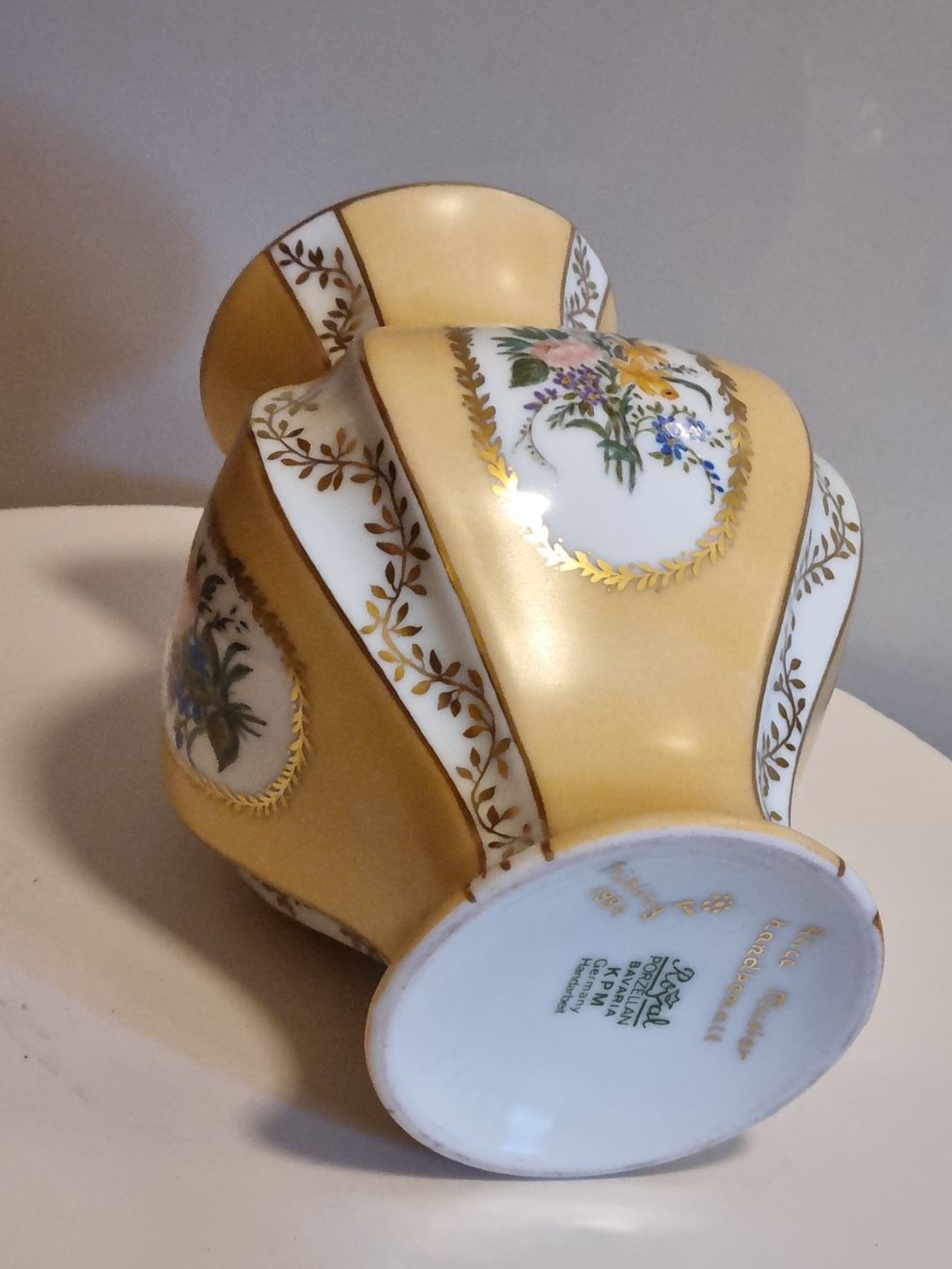 KPM Vasi & Recipienti: Royal KPM Bavaria Vase handbemalt 1994 – Usato da Scharnachtal venduto da devin03 7