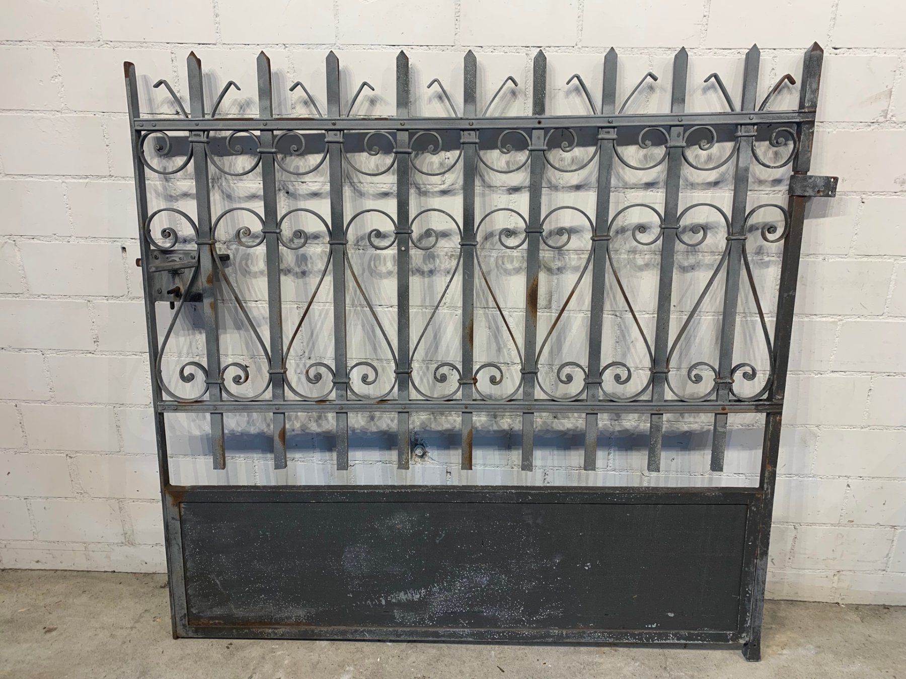 Porte: Schmiedeisen Gartentor / Schmiedeisentor / Eisentor – Usato da Wallisellen venduto da zappenduster 1