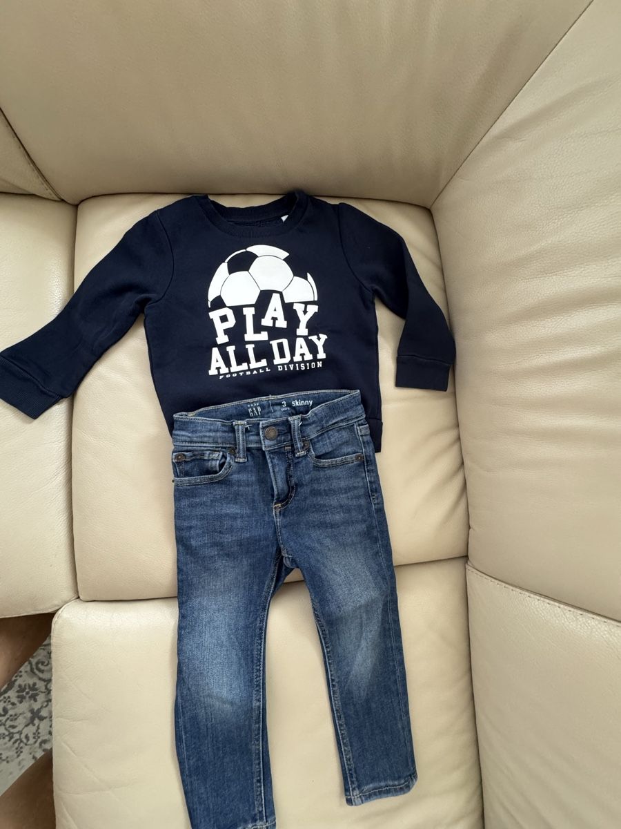 Kleiderpakete & -sets: Kinderkleidung Set Pullover und Hose Grösse 98 – Neu (gemäss Beschreibung) aus Oberengstringen von lor_8y27 2