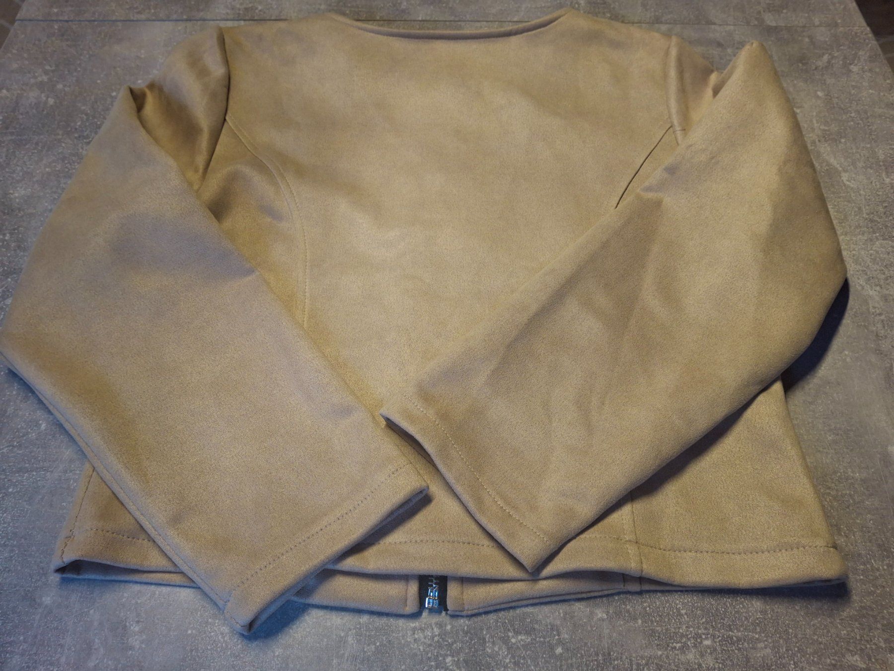 Jacken: Veste légère imitation daim taille L marque Today – Gebraucht aus Villiers von san_jn5w 6