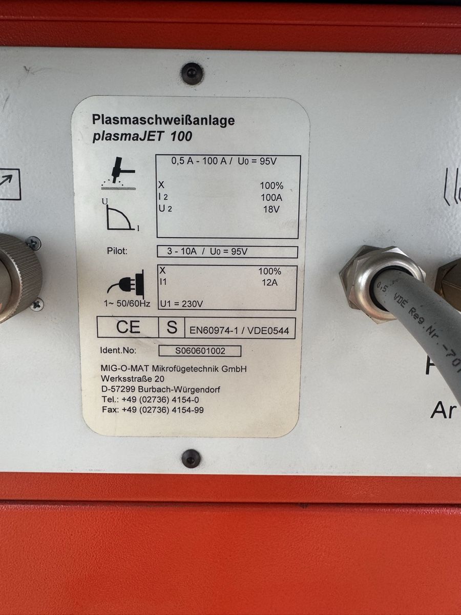 Saldatori: Plasmaschweissgerät / Schweissgerät / Schweissmaschine – Usato da Niederuzwil venduto da Solutions4industry 2
