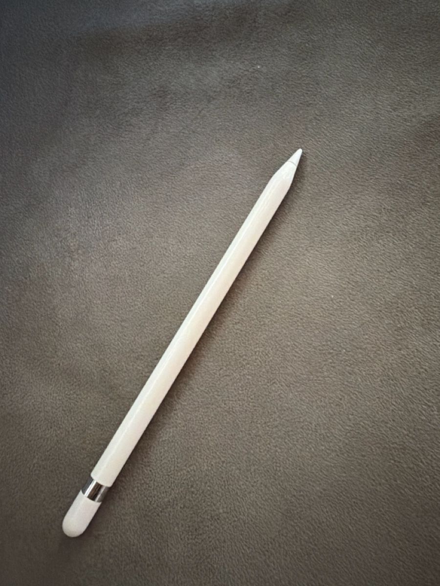 Apple Tablettes PC: iPad 9 Generation with apple Pencil  – D'occasion à Biel/Bienne par til_bxh5 1